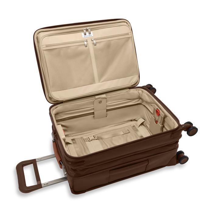 Baseline Essential 22" Carry-on Spinner